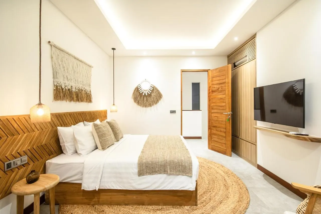 Coastal Elegance 4Br Villa, 400M To Finns, 坎古 别墅