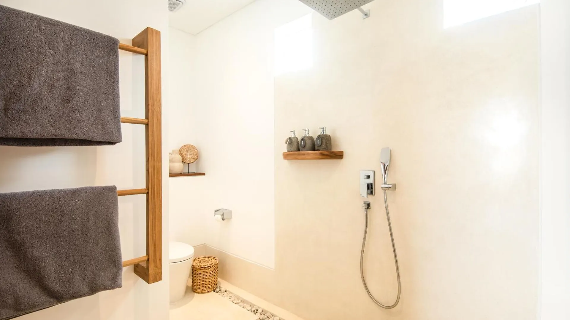 别墅 Coastal Elegance 4Br Villa, 400M To Finns, 坎古