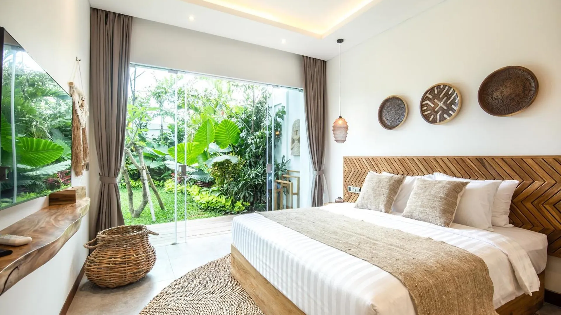 Coastal Elegance 4Br Villa, 400M To Finns, 坎古 别墅