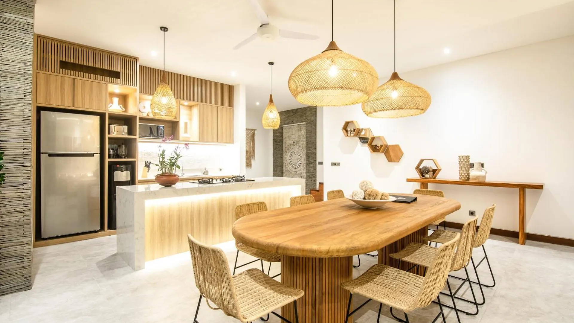 别墅 Coastal Elegance 4Br Villa, 400M To Finns, 坎古